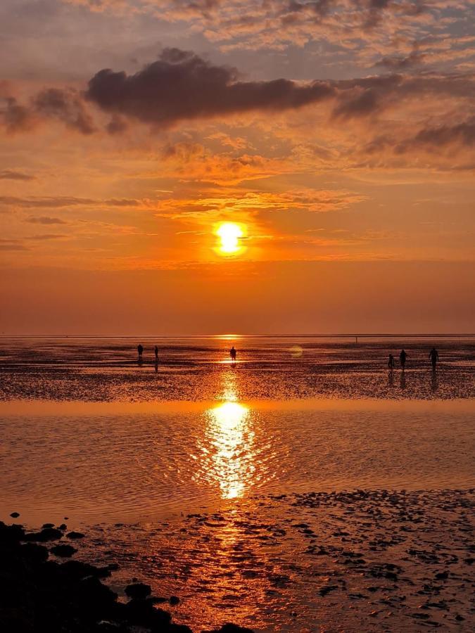 Fewo Mit Meerblick - Direktzugang Zur Nordsee Lägenhet Wilhelmshaven Exteriör bild